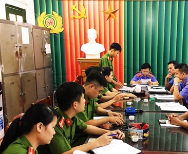 Viện KSND huyện Phú Xuyên hoàn thành vượt chỉ tiêu trong công tác tiếp nhận,...